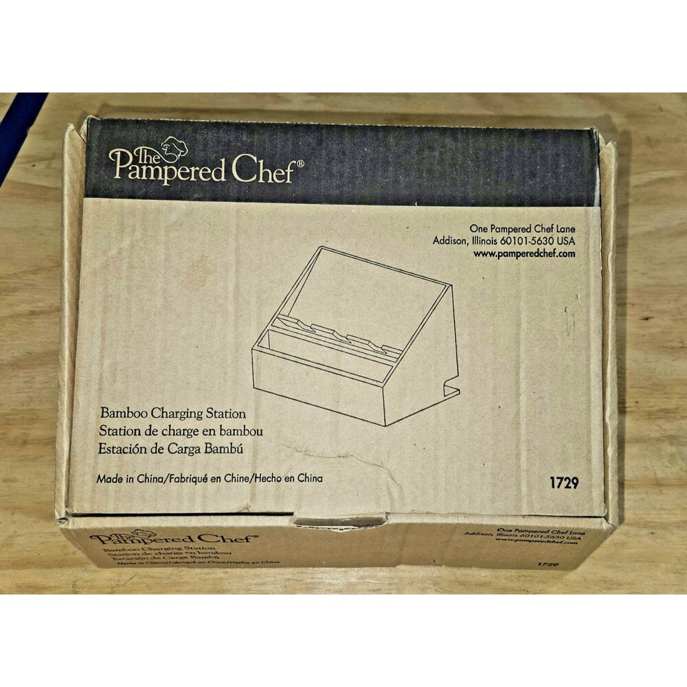 The Pampered Chef Bamboo Multi Device Charging Station Apple IPhone Android
